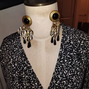 Dressy/casual wrap-dress.